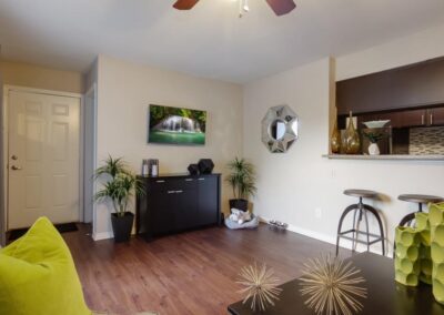 13 8727PointParkDr 013 mls 1