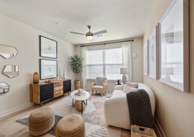 35 web or mls 696A2692